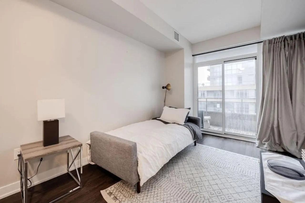 펜션 City Serenity 1 Bedroom With Balcony 토론토 캐나다